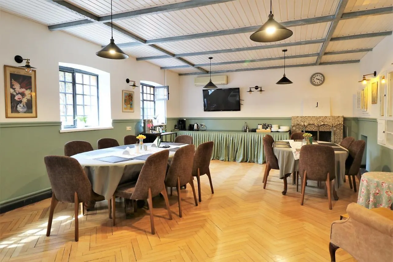Cabinet Boutique Hotel Tbilisi 3*,