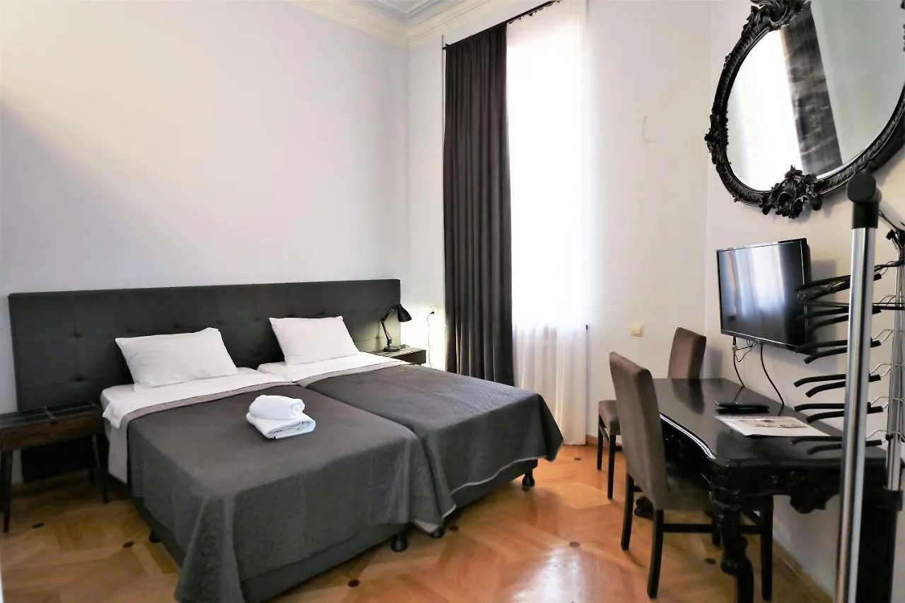 Cabinet Boutique Hotel Tbilisi 3*,  Georgien